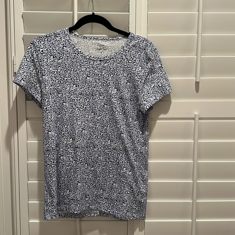Jcrew blue, navy, white leopard round neck tee